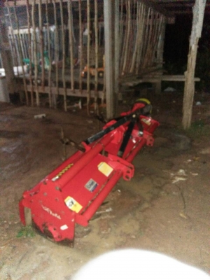 ขายโลตารี 180  ราคา  38000  บาท พร้อมใช้  สอบถาม วันทูคอล 098 668-3479 dtac 094 283-9369 สิทธิ์ คับ