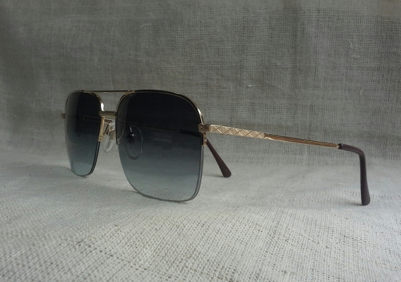 แว่นตาวินเทจคุณภาพสายพันธุ์สแกนดิเนเวียน ยุค &#039;80s  Vintage PRESTIGE Arch of Triumph handmade in Sweden  บิ๊กไซซ์!