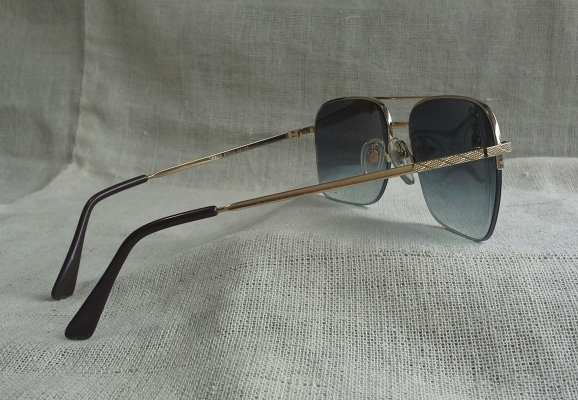 แว่นตาวินเทจคุณภาพสายพันธุ์สแกนดิเนเวียน ยุค &#039;80s  Vintage PRESTIGE Arch of Triumph handmade in Sweden  บิ๊กไซซ์!