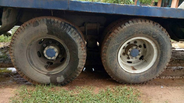 ขายด่วน 10ล้อ HINO หางปลาขึ้น200 เครื่อง EK100 260แรง ช่วงล่าง สองเพลา ZM เอกสารเล่มทะเบียน