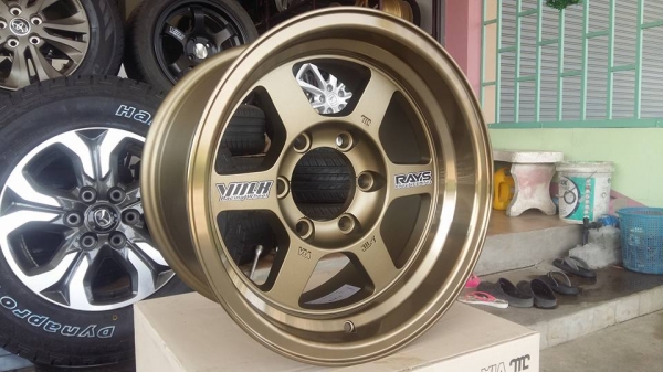 ขายล้อแม็กใหม่ te37x กับ xj-01 16&quot; พร้อมยางใหม่ปี17