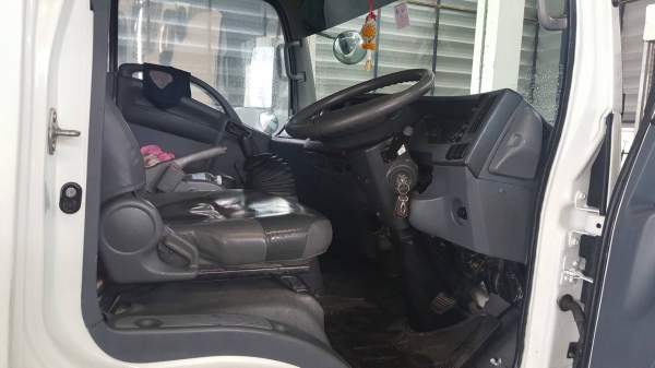 Isuzu NPR150แรง ห้างแท้ปี54 กะบะเลสยาว5เมตร