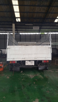 Isuzu NPR150แรง ห้างแท้ปี54 กะบะเลสยาว5เมตร Isuzu NPR150แรง ห้างแท้ปี54 กะบะเลสยาว5เมตร