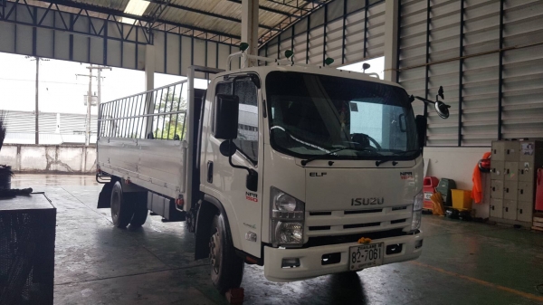 Isuzu NPR150แรง ห้างแท้ปี54 กะบะเลสยาว5เมตร Isuzu NPR150แรง ห้างแท้ปี54 กะบะเลสยาว5เมตร