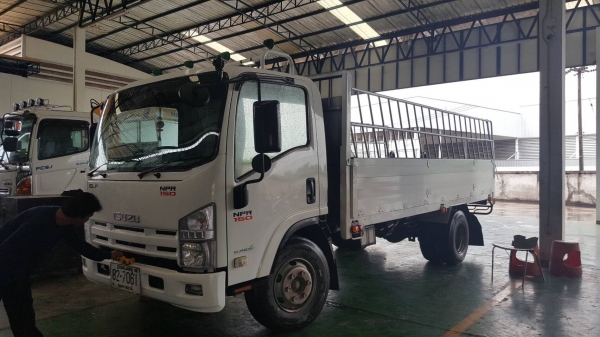 Isuzu NPR150แรง ห้างแท้ปี54 กะบะเลสยาว5เมตร