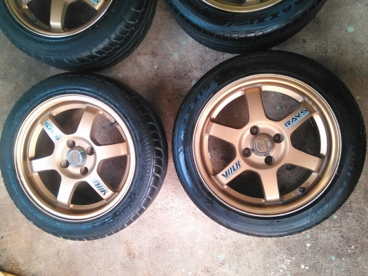 แม็กขอบ 15 พร้อมยาง 195 50 R15 แม็กขอบ 15 พร้อมยาง 195 50 R15