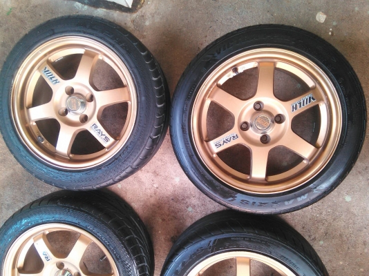 แม็กขอบ 15 พร้อมยาง 195 50 R15 แม็กขอบ 15 พร้อมยาง 195 50 R15