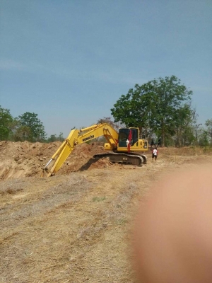 ขาย 2,150,000 KOMATSU pc 200-8 ทำงาน 7,000 ชม.รถสวยเหมือนใหม่ เครื่องดี ปั้มแรง ไฟฟ้าครบ เอวแน่น ช่วงล่างเต็ม เอกสารแจ้งจำหน่าย รถอยู่ นครปฐม 090-772-3710 090-772-3708