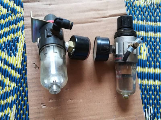 ขายคู่นี้ 500บาทส่งฟรี โทร 083-2000058 ตัวดักน้ำดักลมของ SMC และKOGANEI
