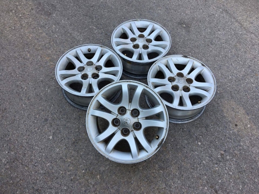 ขายล้อแม็กToyota Tiger D4D ขอบ15 4 วง 5,000 บาท