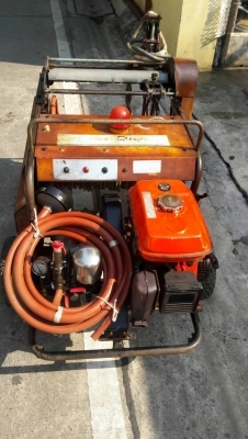 เครื่องฉีดพ่นยา คูโบต้า 4 แรง มีโรลม้วนสายไฟฟ้า ราคา 12,000 เครื่องฉีดพ่นยา คูโบต้า 4 แรง มีโรลม้วนสายไฟฟ้า ราคา 12,000