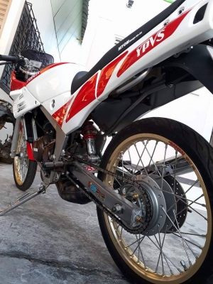 YAMAHA VR150