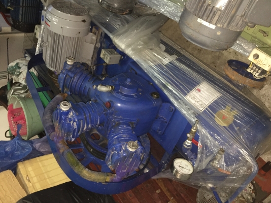 ขายครับ ปั๊มลมใซด์ใหญ่ ขนาด 5แรง/10แรง มือ2สภาพนางฟ้ามาจุติ ขายครับ ปั๊มลมใซด์ใหญ่ ขนาด 5แรง/10แรง มือ2สภาพนางฟ้ามาจุติ