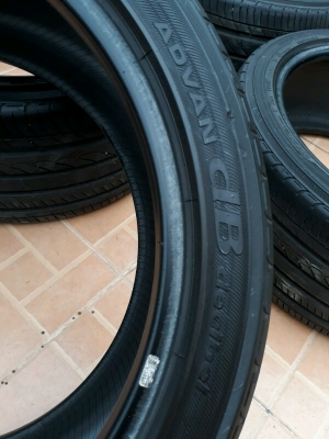 ยาง Yokohama advan 245 40 18  6รู