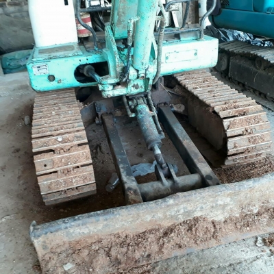 ขายรถแบคโคเล็ก IHI30J มีระบบใบดัน สภาพพร้อมใช้งาน ราคา190,000 สนใจโทร 090-8588220คุณนะ 093-3258446คุณบิว เว็บไซต์ส่วนตัว www.narong2truck.com www.truck.in.th/498 ID: narong498 ID: 09332584461 เพจ Facebook ณรงค์ ซื้อขายรถมือสอง กลุ่ม Facebook ณรงค์ ซื้อขาย