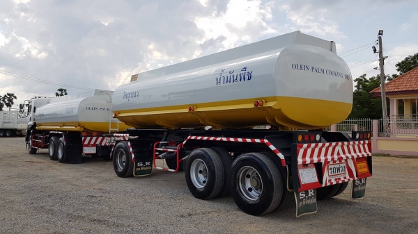 Isuzu เครื่อง 360 แรง ปี 57 แทงค์แม่ลูก ไมล์ 93,xxx #ติดตั้งดัมพ์หรือหัวคัสซีแยกขายทุกกรณีค่ะ Isuzu เครื่อง 360 แรง ปี 57 แทงค์แม่ลูก ไมล์ 93,xxx #ติดตั้งดัมพ์หรือหัวคัสซีแยกขายทุกกรณีค่ะ