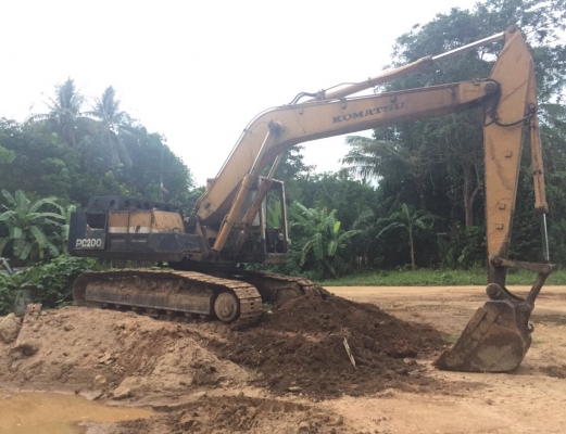 ขายแบคโฮ KOMATSU PC200-3 สภาพดีพร้อมใช้งาน สนใจโทร 081-970-1072 ขายแบคโฮ KOMATSU PC200-3 สภาพดีพร้อมใช้งาน สนใจโทร 081-970-1072