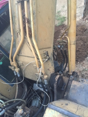 ขายแบคโฮ KOMATSU PC200-3 สภาพดีพร้อมใช้งาน สนใจโทร 081-970-1072