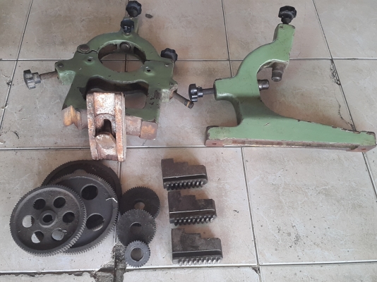 เครื่องกลึง 6 ฟุต 2 เพลา อุปกรณ์พร้อมใช้งาน ด่วนๆๆๆ 65,000