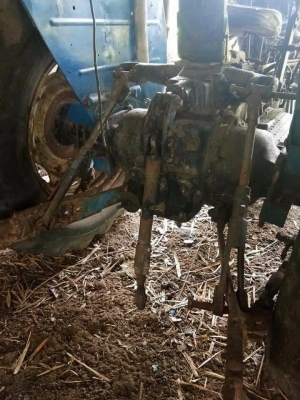 ขาย 200,000 รถ ไถ FROD 6610เครื่อง T6 สภาพรถจอดต้องเช็ดระบบ สภาพเครื่องติด เอกสารชื่อขาย   รถอยู่ จ.อุบลราชธานี  โทร&amp;ไอดีไลน์  0610710295