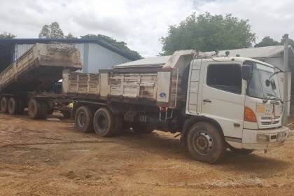 ขาย 1,525,000 บาท รถพ่วงดั้มแม่-ลูก HINO MEGA 260 จดทะเบียนปี 49 เครื่องเดิม JO8C 260 แรงม้า เกียร์เ ขาย 1,525,000 บาท รถพ่วงดั้มแม่-ลูก HINO MEGA 260 จดทะเบียนปี 49 เครื่องเดิม JO8C 260 แรงม้า เกียร์เ
