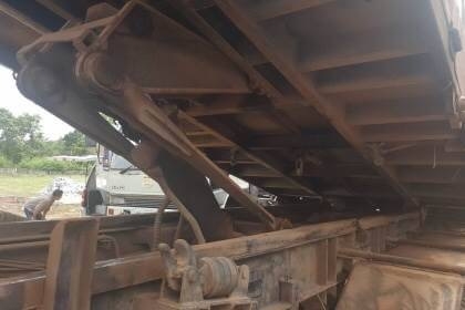 ขาย 1,525,000 บาท รถพ่วงดั้มแม่-ลูก HINO MEGA 260 จดทะเบียนปี 49 เครื่องเดิม JO8C 260 แรงม้า เกียร์เ