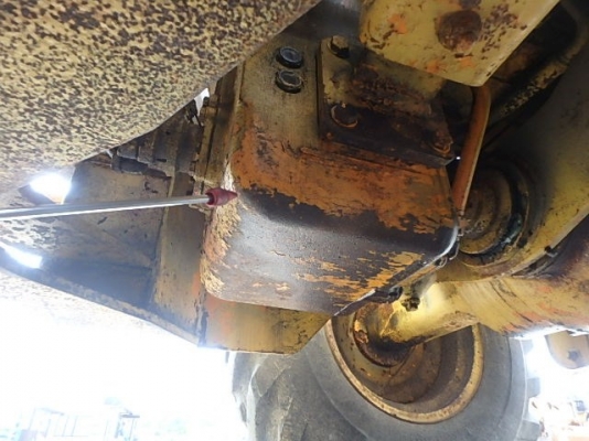 ขายรถตัก ยี่ห้อ KOMATSU รุ่น 510 ขายรถตัก ยี่ห้อ KOMATSU รุ่น 510