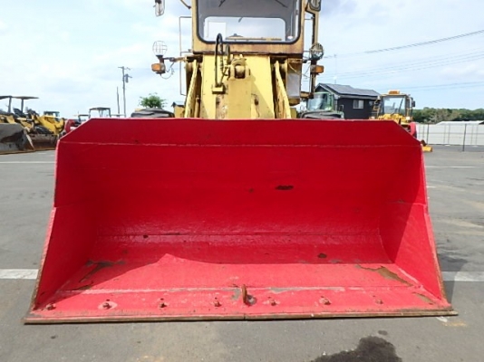 ขายรถตัก ยี่ห้อ KOMATSU รุ่น 510 ขายรถตัก ยี่ห้อ KOMATSU รุ่น 510