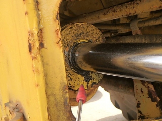 ขายรถตัก ยี่ห้อ KOMATSU รุ่น 510 ขายรถตัก ยี่ห้อ KOMATSU รุ่น 510