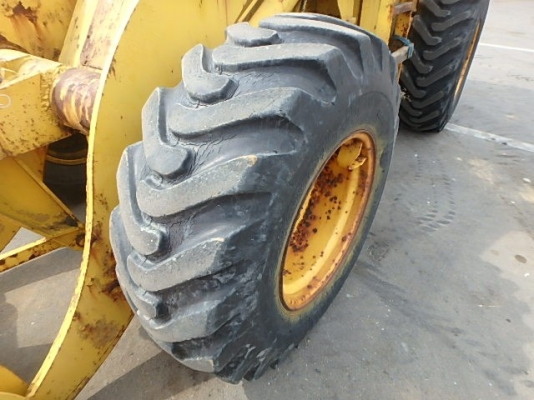 ขายรถตัก ยี่ห้อ KOMATSU รุ่น 510 ขายรถตัก ยี่ห้อ KOMATSU รุ่น 510