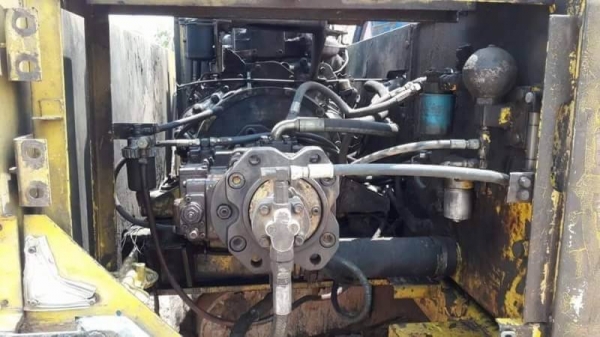 ขาย 465,000 บาท KOBELCO SK200 Mark 3 เครื่องดี  ปั้มแรง โช่หนา เอวแน่น  เอกสารชื้อขาย  รถอยู่ จ.ศรีสะเกษ โทร&amp;ไอดีไลน์ 0610710295