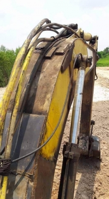 ขาย 465,000 บาท KOBELCO SK200 Mark 3 เครื่องดี  ปั้มแรง โช่หนา เอวแน่น  เอกสารชื้อขาย  รถอยู่ จ.ศรีสะเกษ โทร&amp;ไอดีไลน์ 0610710295