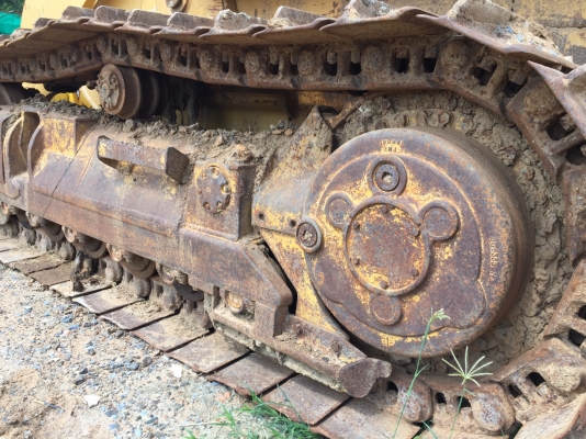 ขายรถตักตีนตะขาบ CAT 953 เอกสารเล่มทะเบียน ปี.58 ระบบการใช้งานได้สมบูรณ์ ผานดันได้ ปุ้งกี้ปิดเปิดได้ ช่วงล้างเต็ม เครื่อง ปั้มดี รถสวย ราคา.550000 สนใจโทร ต่อ.บางนา และ ไอดีลาย รถอยู่โคราช