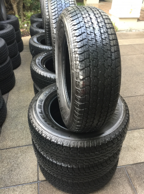 ยางน้องๆป้ายแดง Bridgestone 255 65 17 ปี16 มีให้เลือก10ชุด ดอกเต็ม ไม่มีปะ เนื้อนิ่ม ใช้กันยาว ราคาไม่แพง