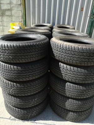 ยางน้องๆป้ายแดง Bridgestone 255 65 17 ปี16 มีให้เลือก10ชุด ดอกเต็ม ไม่มีปะ เนื้อนิ่ม ใช้กันยาว ราคาไม่แพง