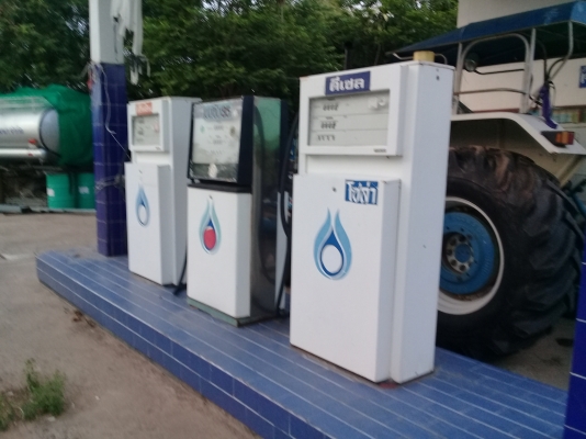 ขายถังน้ำมันพร้อมหัวจ่าย