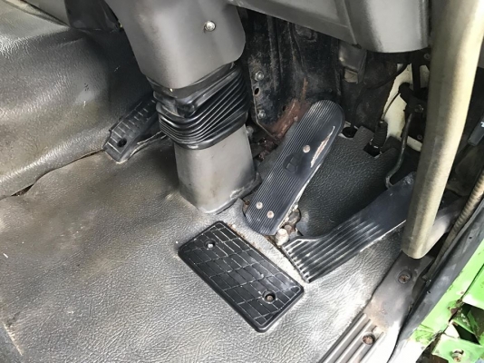 ขายหัวเก๋ง NISSAN UD(บิ๊กทรัม) 3ใบปัด นำเข้าจากญึ่ปุ่น ราคาถูกๆ สภาพสวยๆมาก สนใจติดต่อ 081-948-5494
