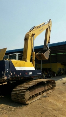 ขาย Komatsu Pc200-5 สภาพสวยพร้อมใช้ ต่อคุณอ๊อฟพิจิตร086-737-9991