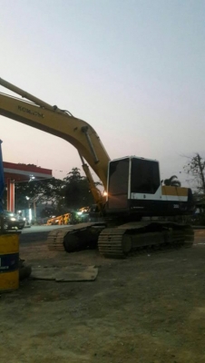ขาย Komatsu Pc200-5 สภาพสวยพร้อมใช้ ต่อคุณอ๊อฟพิจิตร086-737-9991