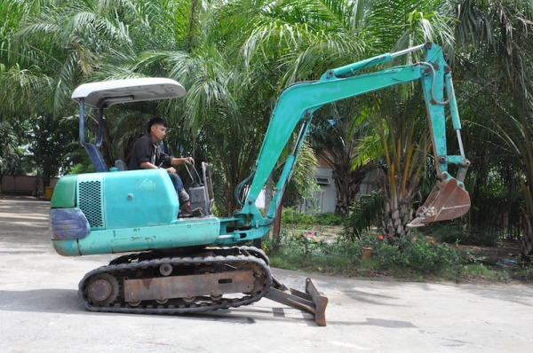 KOMATSU PC20-7 คอนโทลน้ำมัน ปั้มแรง สวยเดิมจากญี่ปุ่น ทำงานสมบูรณ์ทุกระบบ รับรองไม่ผิดหวัง 265,000 เท่านั้น!!