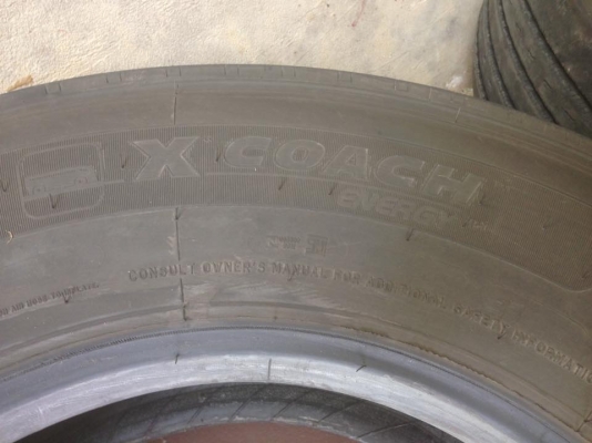 ขาย ยางรถบัส - สิบล้อ 295/22.5 Michellin
