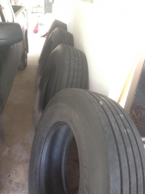 ขาย ยางรถบัส - สิบล้อ 295/22.5 Michellin