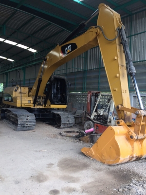 ขาย Cat320D ไฟฟ้าครบ โซ่แผ่นใหม่ จัดไฟแนนซ์ได้