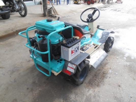 รถตัดหญ้า SATO SRM 831 VH  13 แรง พร้อมใช้งาน