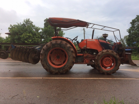 Kubota M7040 หาง7ใบดัน ปี54 ยางสวยสี่เส้น เล่มพร้อม ภาษีม79
