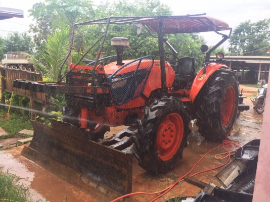 Kubota M7040 หาง7ใบดัน ปี54 ยางสวยสี่เส้น เล่มพร้อม ภาษีม79