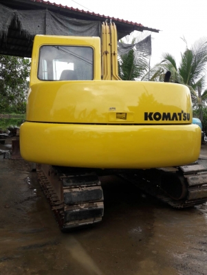ขายค่ะ. KOMATSU PC60-7  เก่าญี่ปุ่นแท้  มาใหม่  สภาพสวย..เครื่องปั๊มดี  มีผานหน้า..5,XXX  ชั่วโมง  เอกสารอินวอยครบ ลองระบบกันได้ทุกวัน  โทร  089-3818694  ดวงนภา