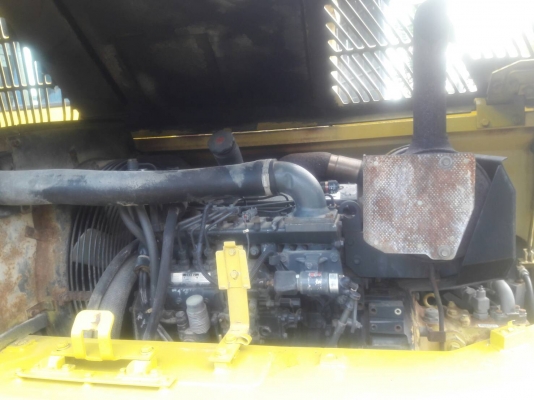 ขายค่ะ. KOMATSU PC60-7  เก่าญี่ปุ่นแท้  มาใหม่  สภาพสวย..เครื่องปั๊มดี  มีผานหน้า..5,XXX  ชั่วโมง  เอกสารอินวอยครบ ลองระบบกันได้ทุกวัน  โทร  089-3818694  ดวงนภา