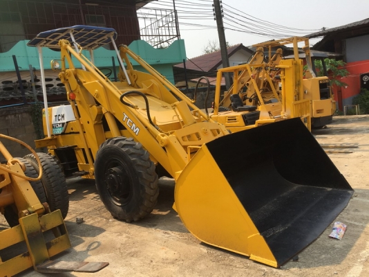 รถตัก  TCM SD25