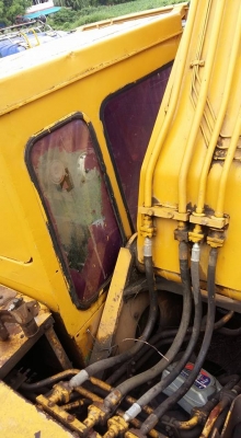 ขายด่วน แบคโฮ 200-2 โคมัสสุหัวคีบ  สนใจโทร 0805802926